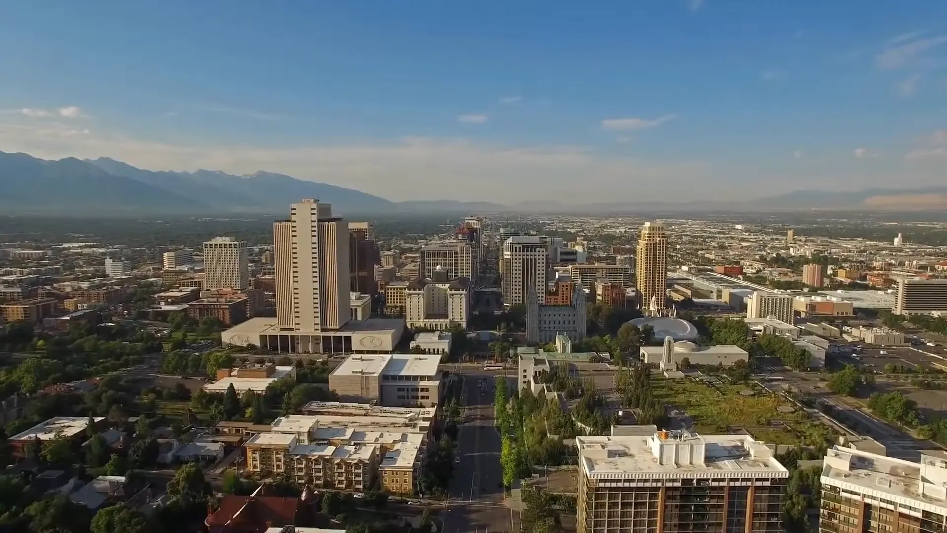 Salt Lake City skyline with mountains in the background