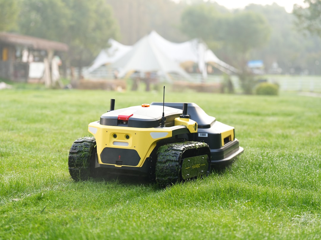 robot lawn mower