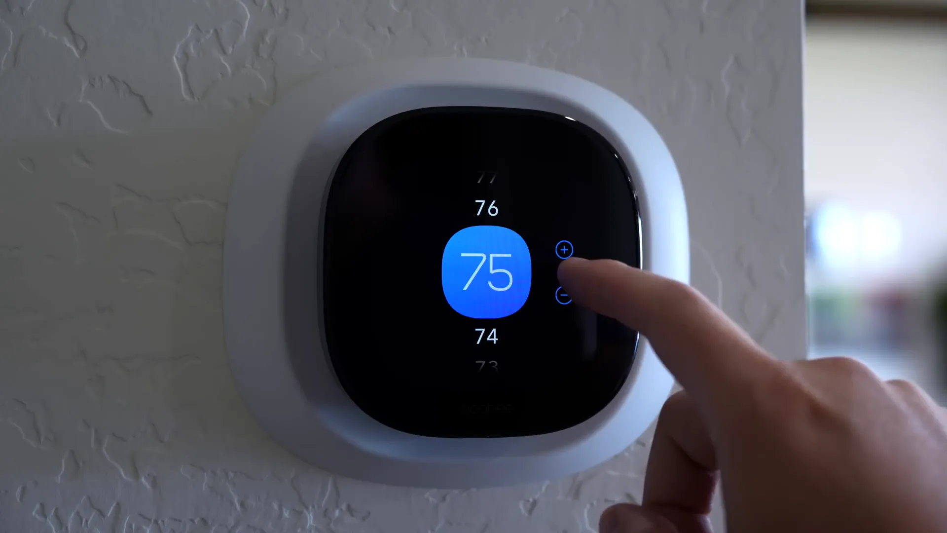Ecobee Premium touchscreen controls