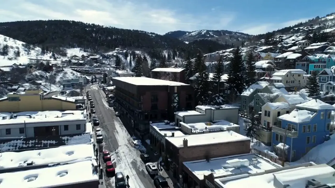 Skiers and mountain town atmosphere at Park City