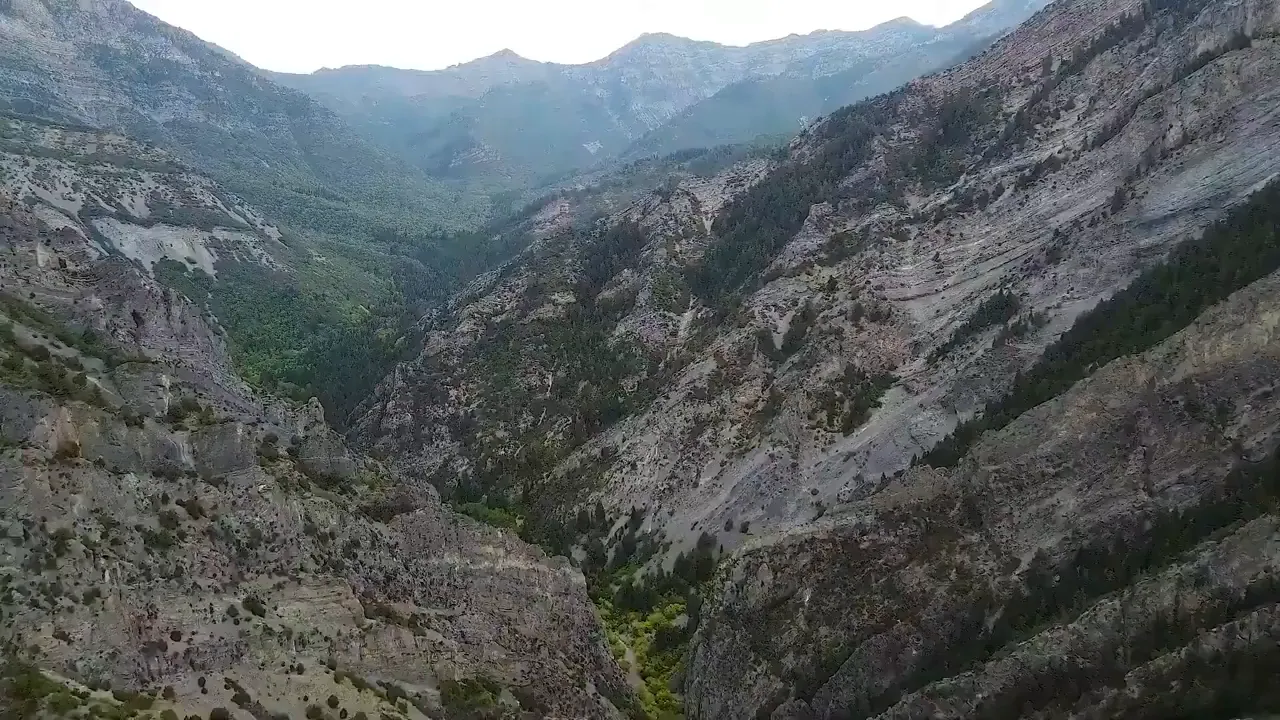 Wasatch Mountains and hiking trails near Provo and Big Cottonwood Canyon