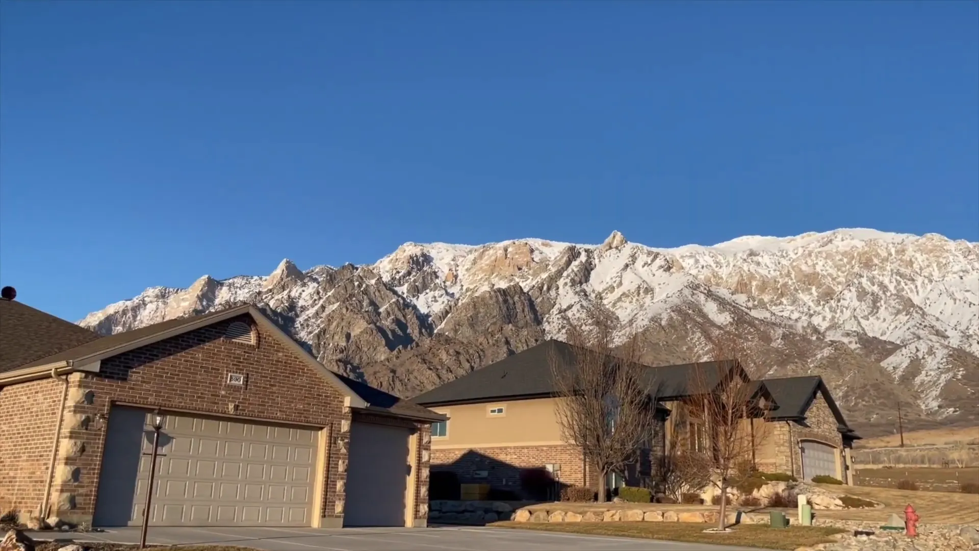 Homes and subdivisions with mountain views in Perry